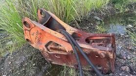 Buy Doosan DH300-7 Used Excavator / 5 Buy Doosan DH300-7 Used Excavator / 5