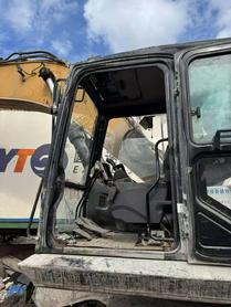 Buy Sany SY245H Used Excavator / 9 Buy Sany SY245H Used Excavator / 9