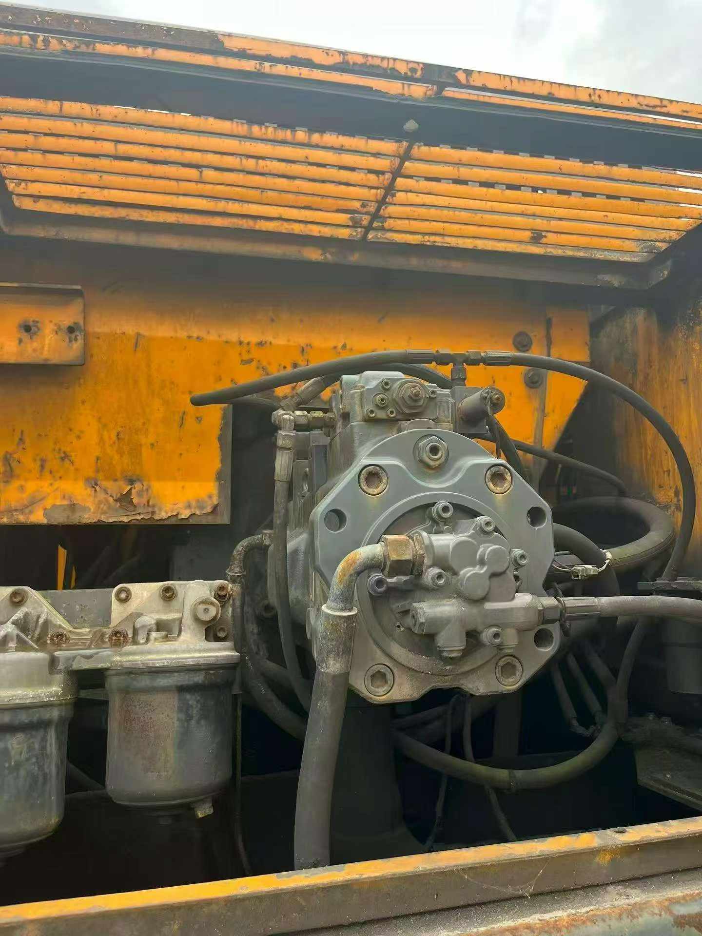 Buy Sany SY465C Used Excavator / 4