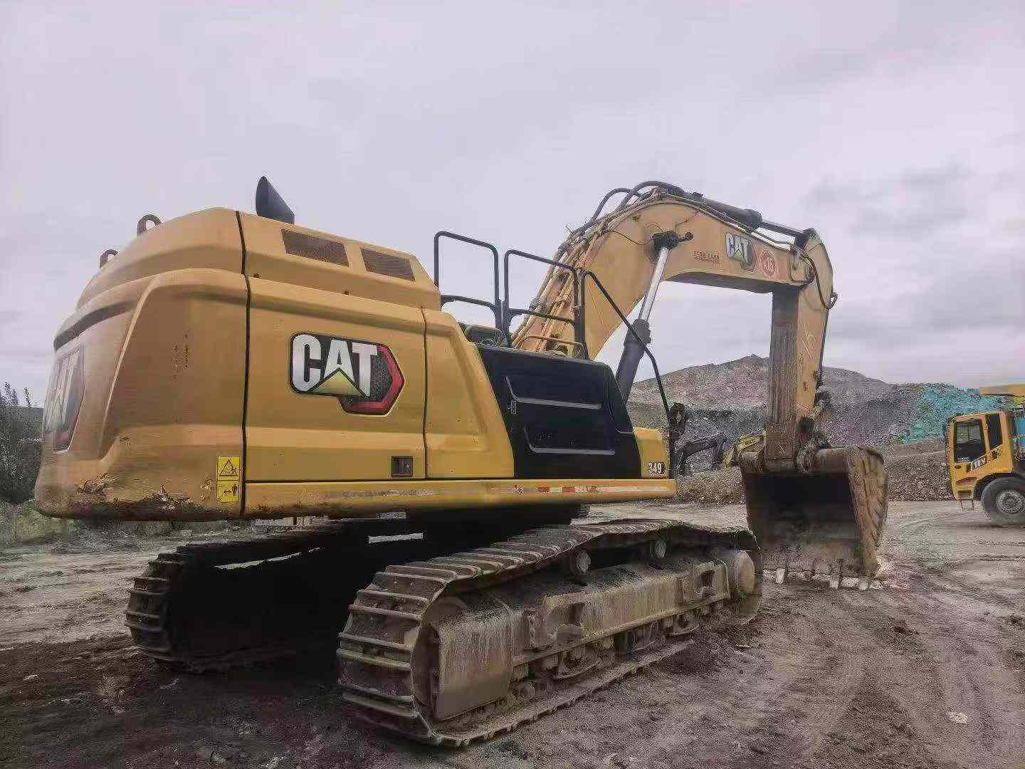 Buy Caterpillar 349E Used Excavator / 3