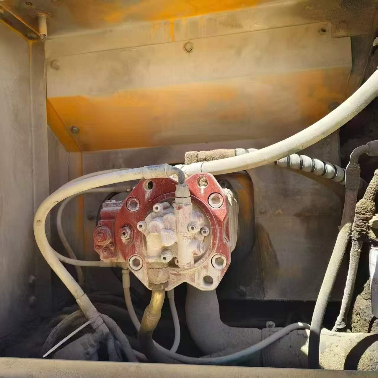 Buy Hyundai R225-7 Used Excavator / 3