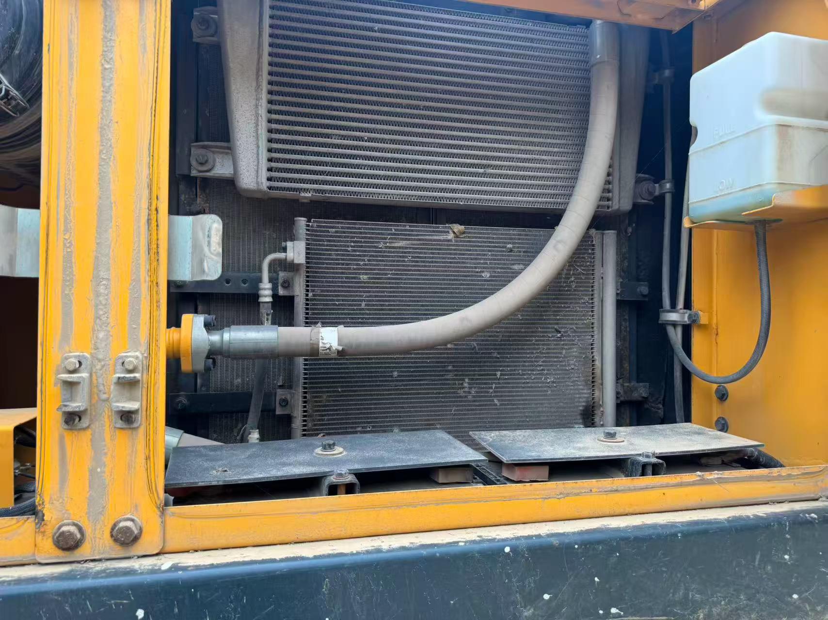 Buy Hyundai R215-7 Used Excavator / 6