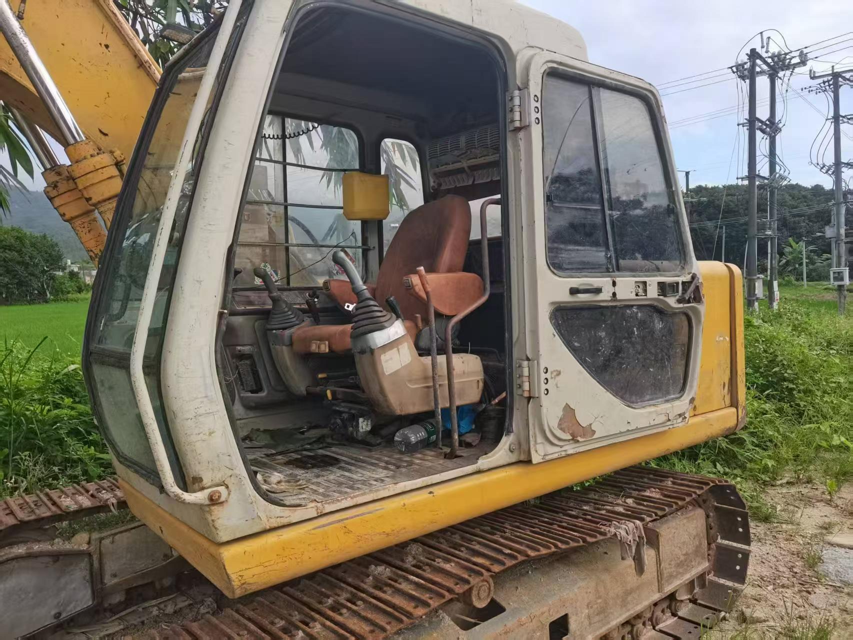 Buy Kato HD510 Used Excavator / 6