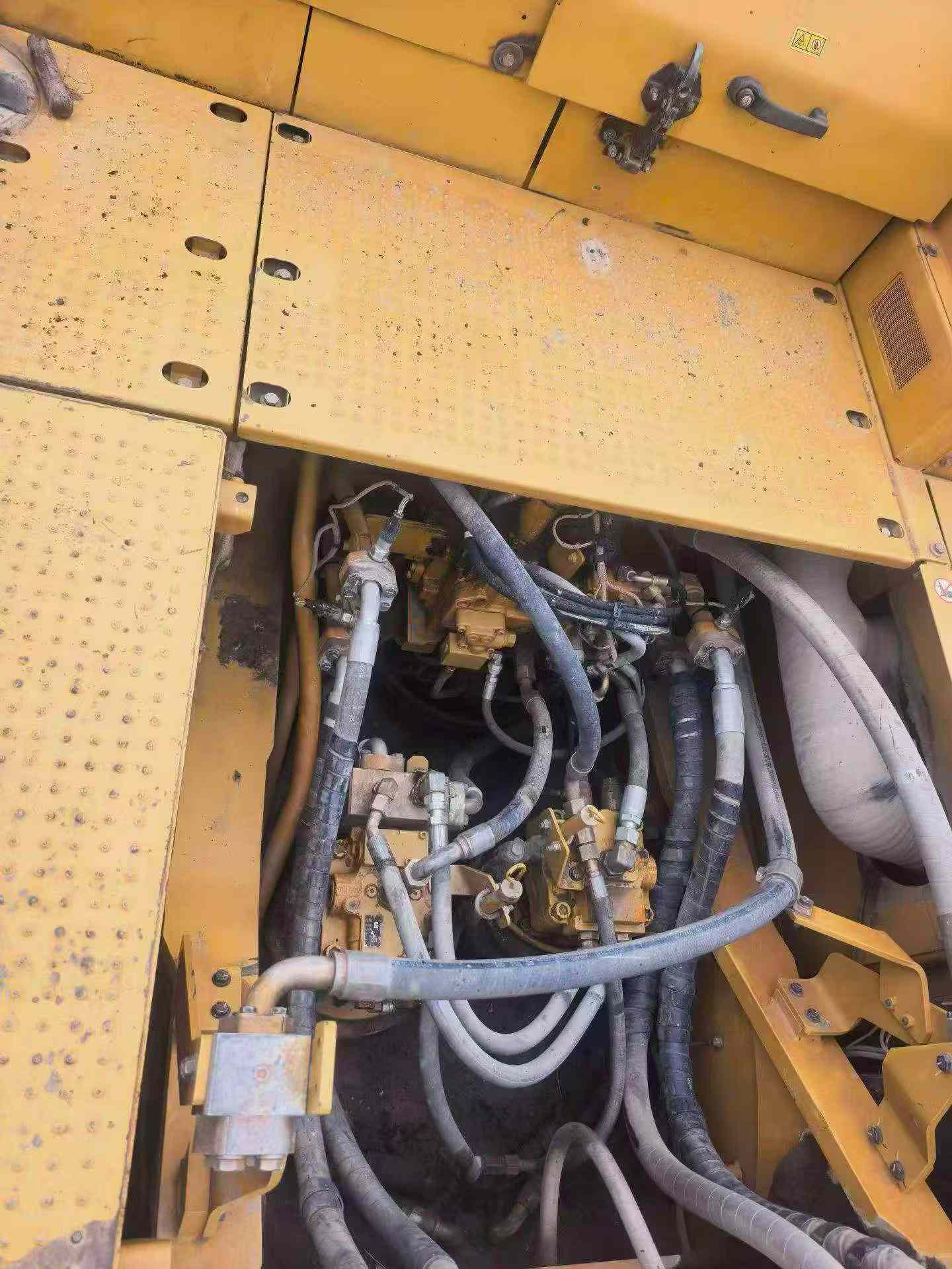 Buy Caterpillar 349E Used Excavator / 6