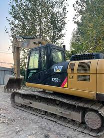 Buy Caterpillar 323D2L Used Excavator / 2 Buy Caterpillar 323D2L Used Excavator / 2