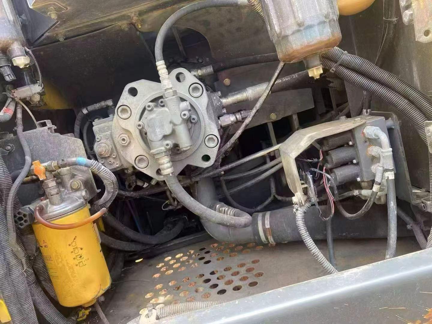 Buy Sumitomo SH210-6 Used Excavator / 9
