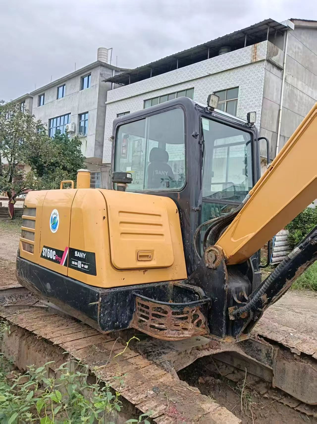 Buy Sany SY60 Used Excavator / 6