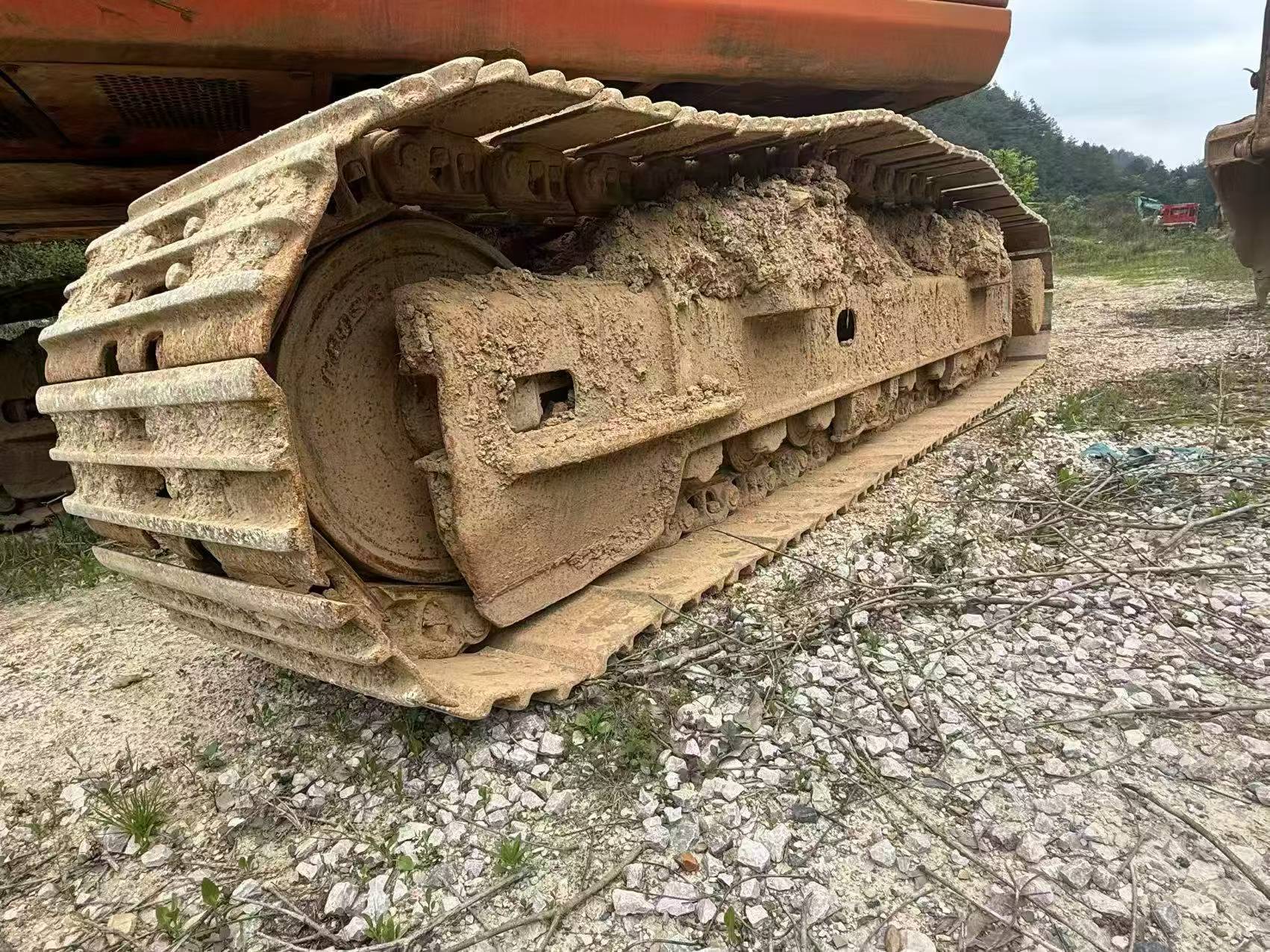 Buy Doosan DH225-9 Used Excavator / 8