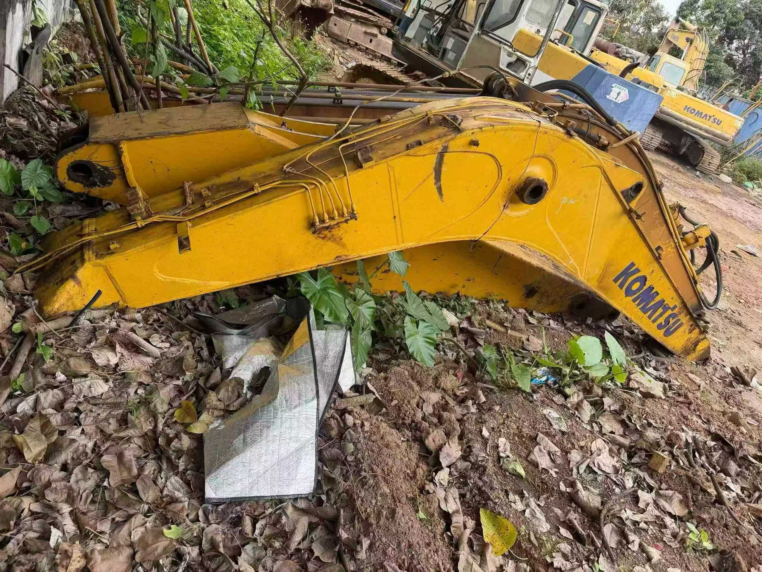 Buy Komatsu PC130 Used Excavator / 5