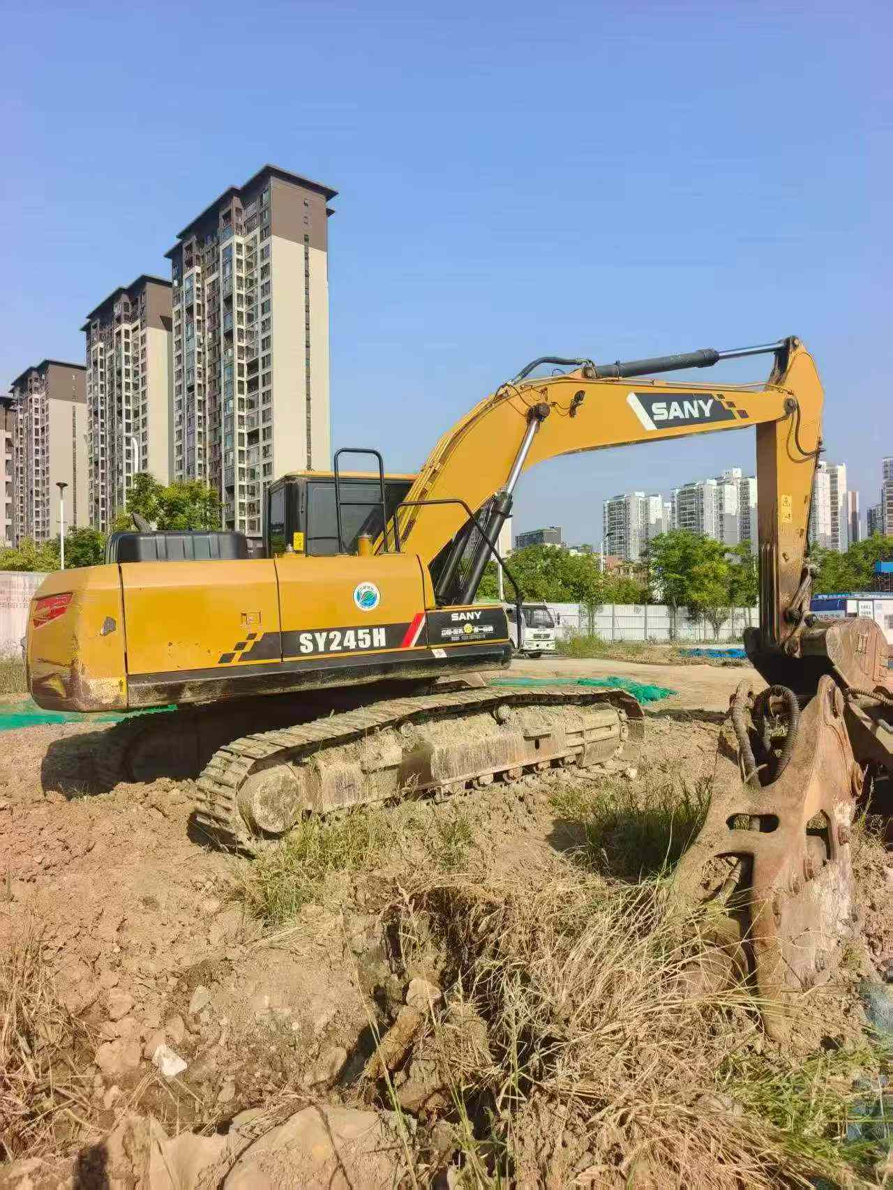 Buy Sany SY225H Used Excavator / 3