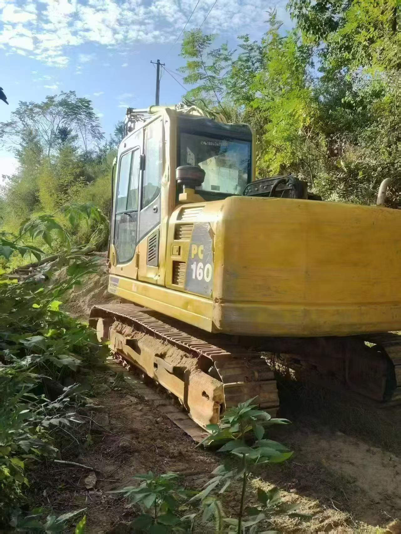 Buy Komatsu PC130 Used Excavator / 7