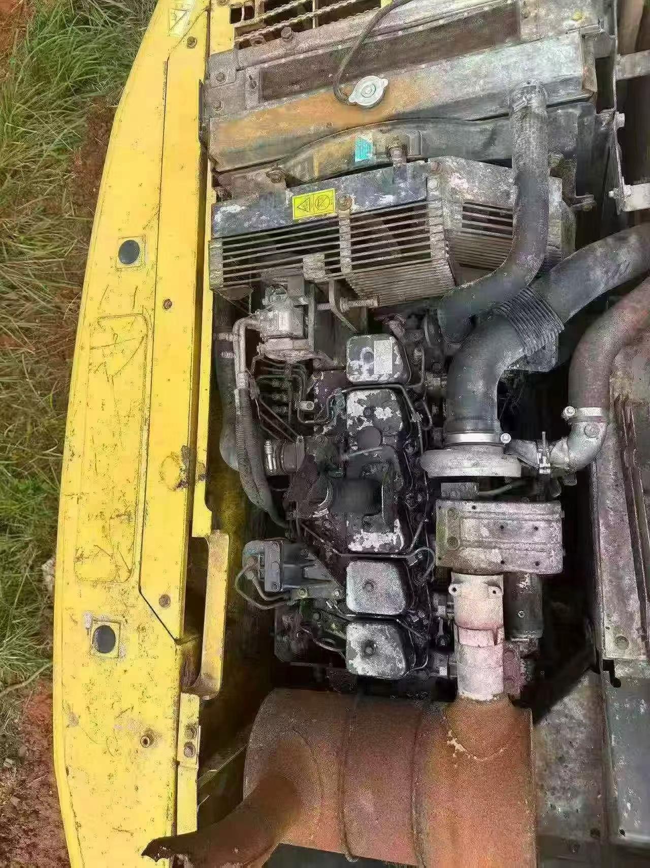 Buy Komatsu PC200 Used Excavator / 4 Buy Komatsu PC200 Used Excavator / 4