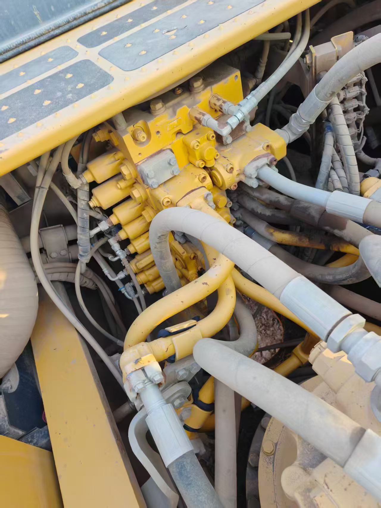 Buy Komatsu PC360-7 Used Excavator / 3