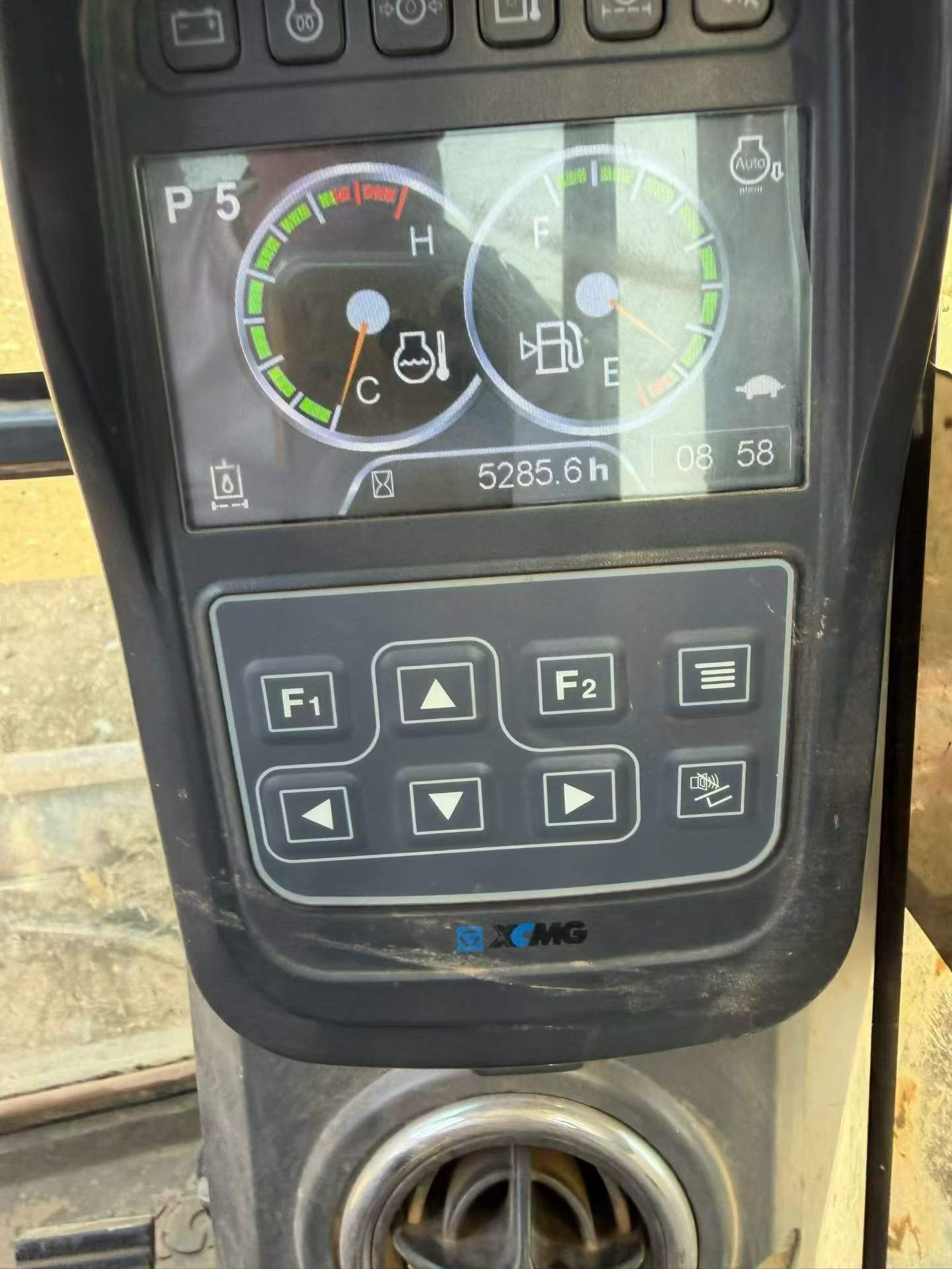Buy XCMG XE75C Used Excavator / 5