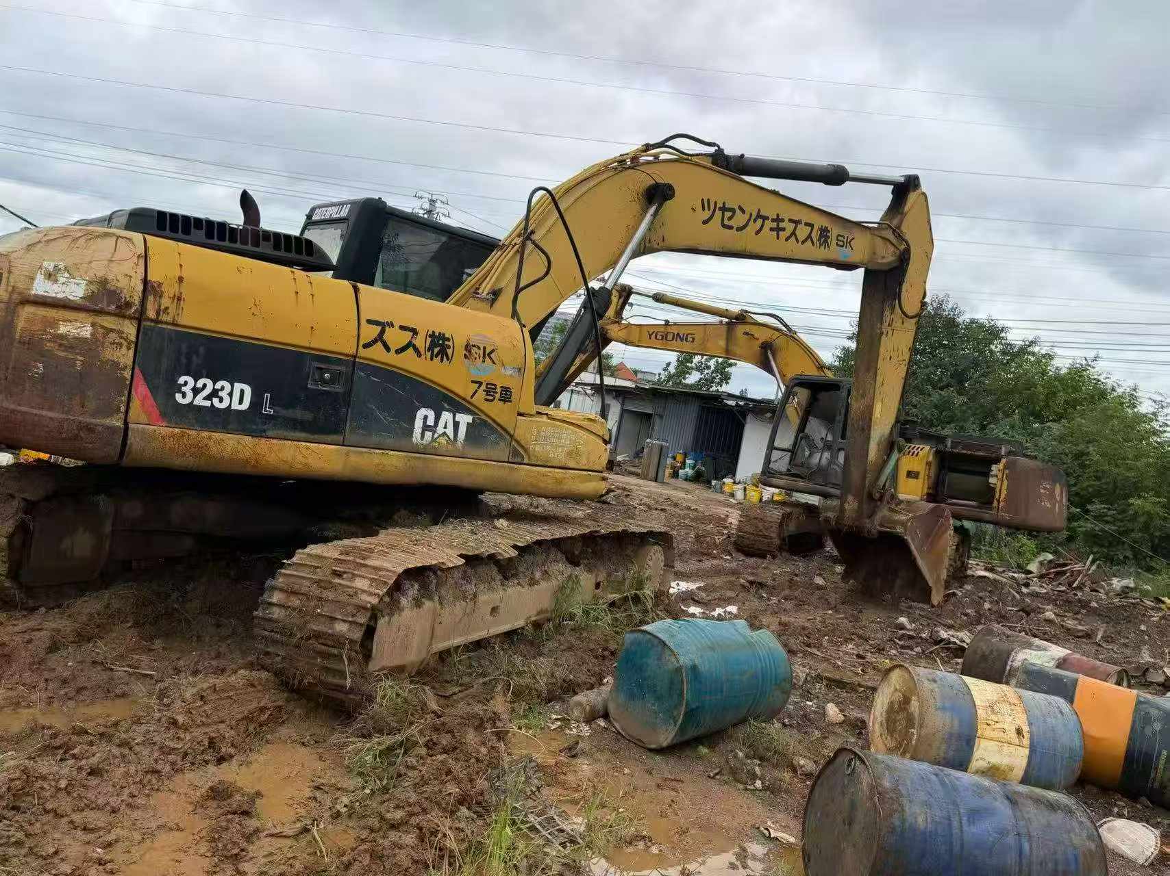 Buy Caterpillar 320D Used Excavator / 3