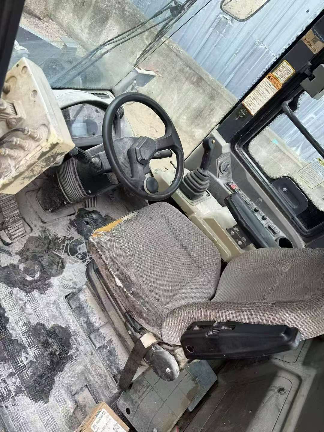 Buy XCMG LW600E Used Excavator / 5