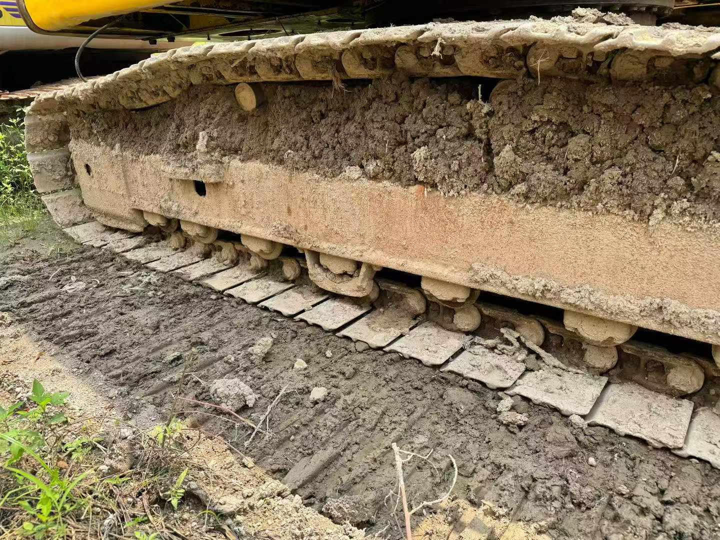Buy Komatsu PC200-7 Used Excavator / 8