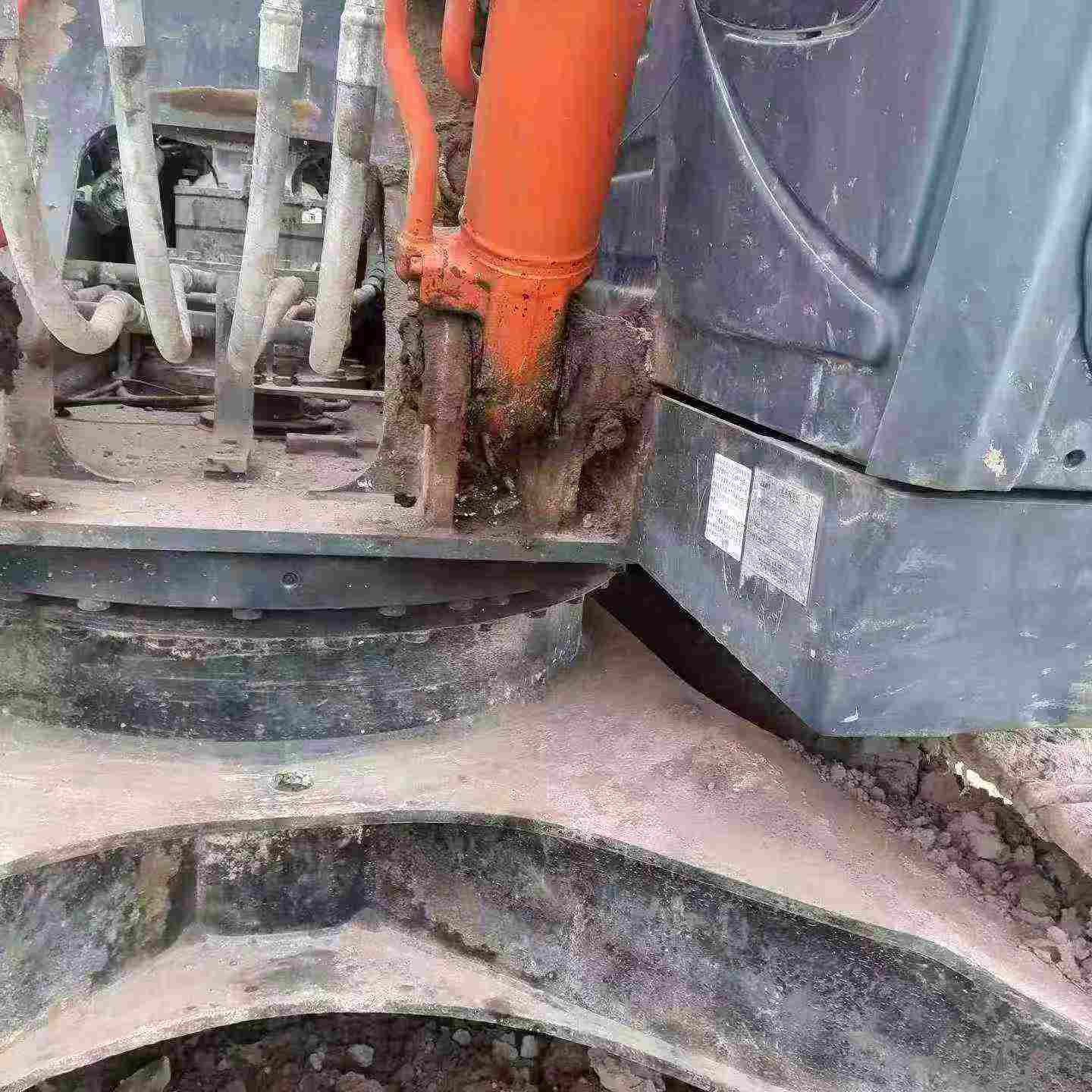 Buy Hitachi EX200 Used Excavator / 5
