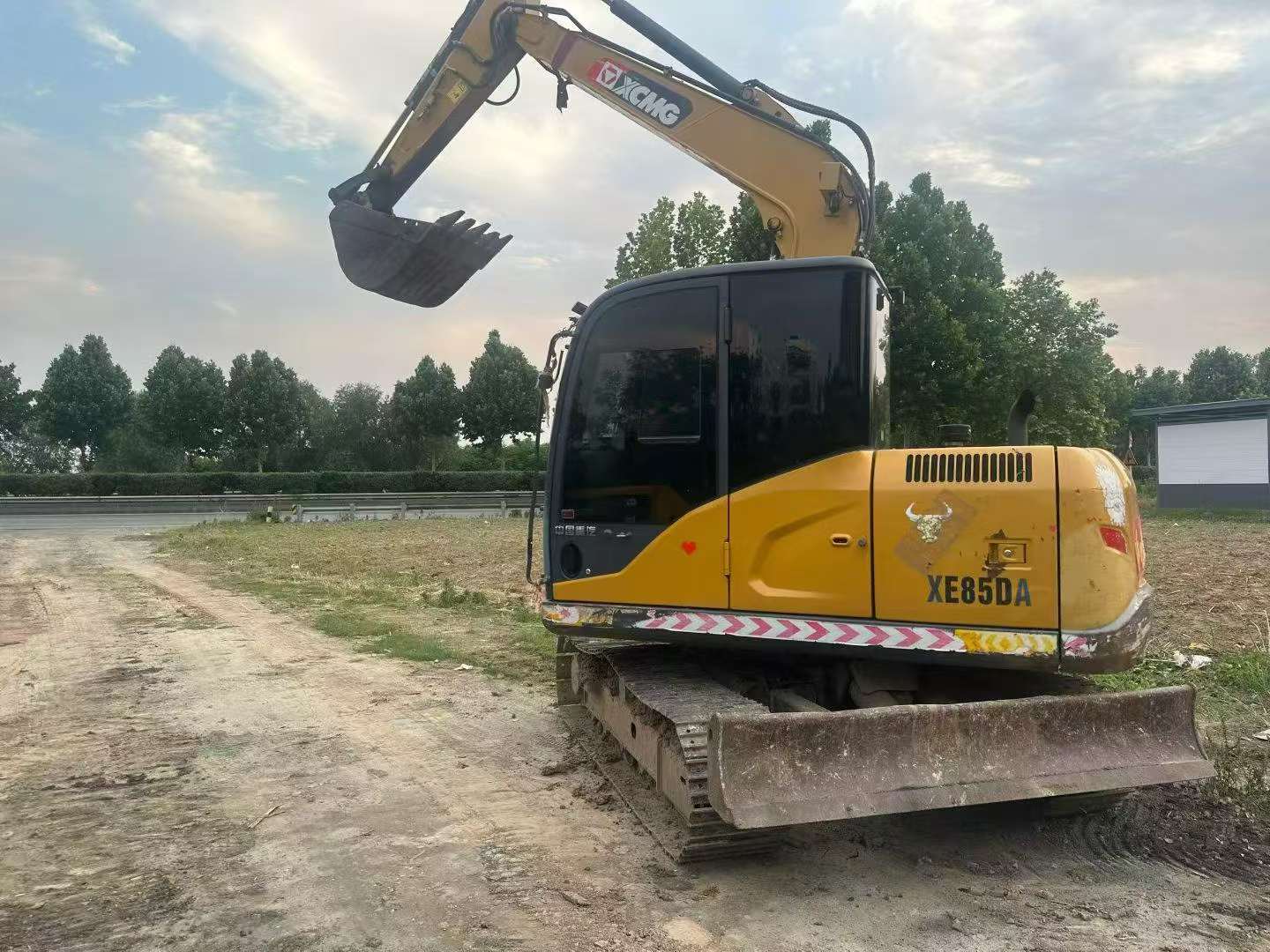 Buy XCMG XE75C Used Excavator / 2