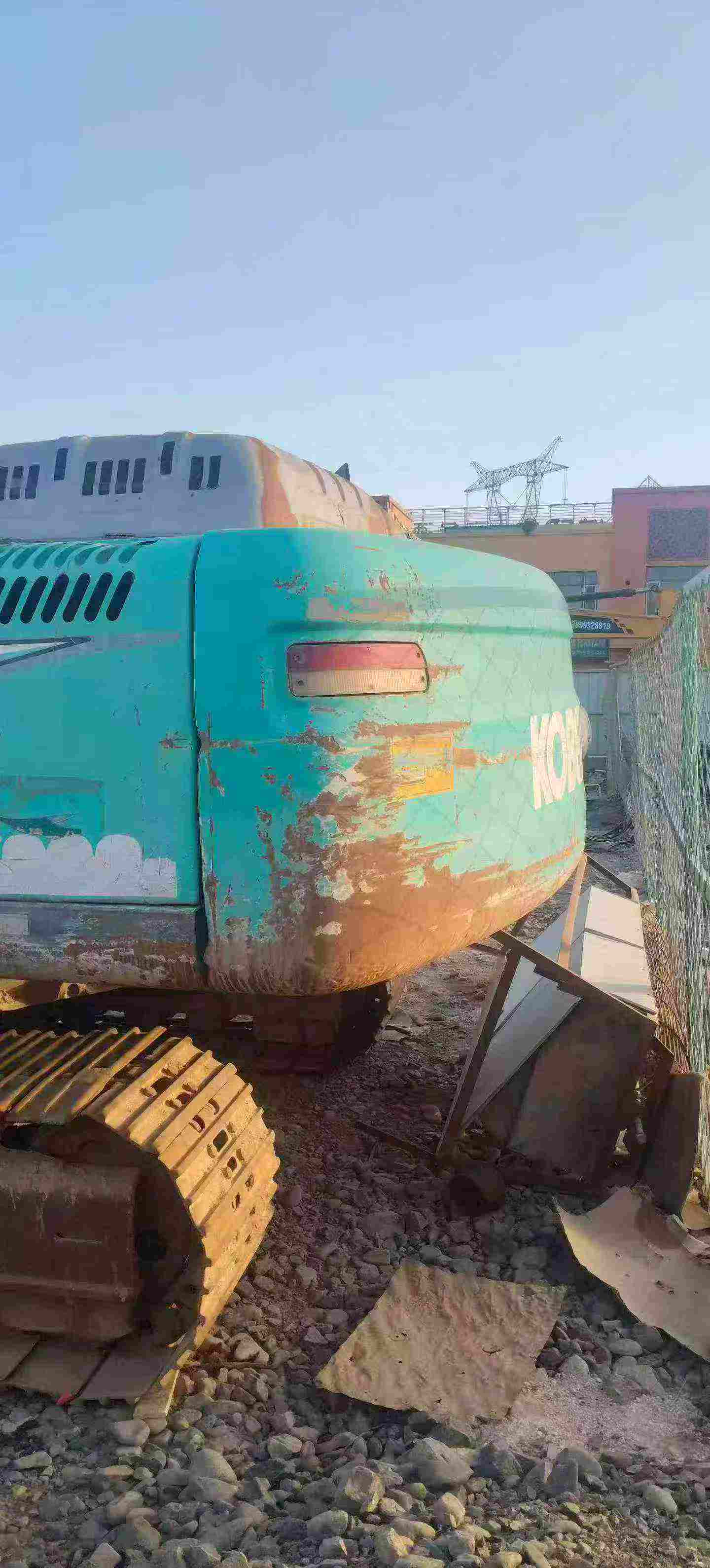 Buy Kobelco SK260LC-8 Used Excavator / 3