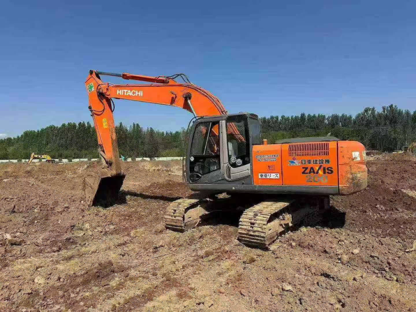 Buy Hitachi EX200 Used Excavator / 2
