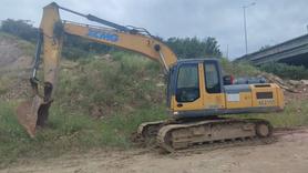 Buy XCMG XE200 Used Excavator / 2 Buy XCMG XE200 Used Excavator / 2