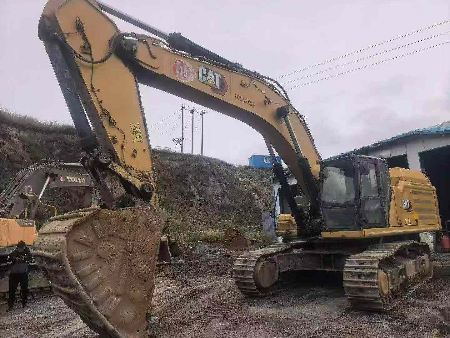 Buy Caterpillar 349E Used Excavator / 4