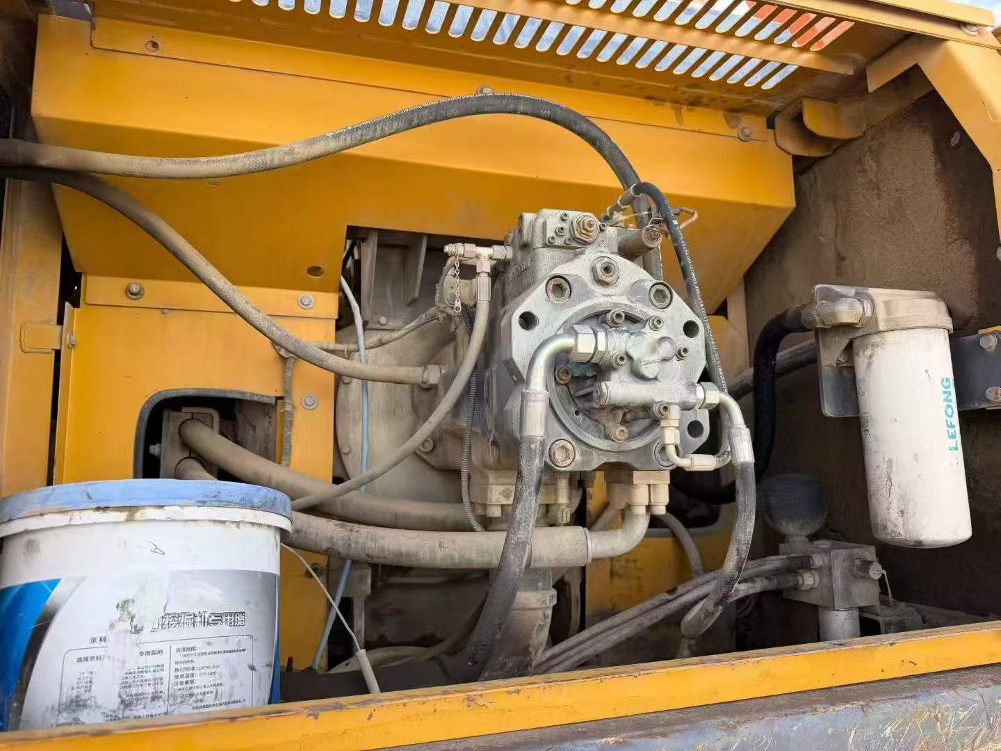 Buy XCMG XE470 Used Excavator / 2