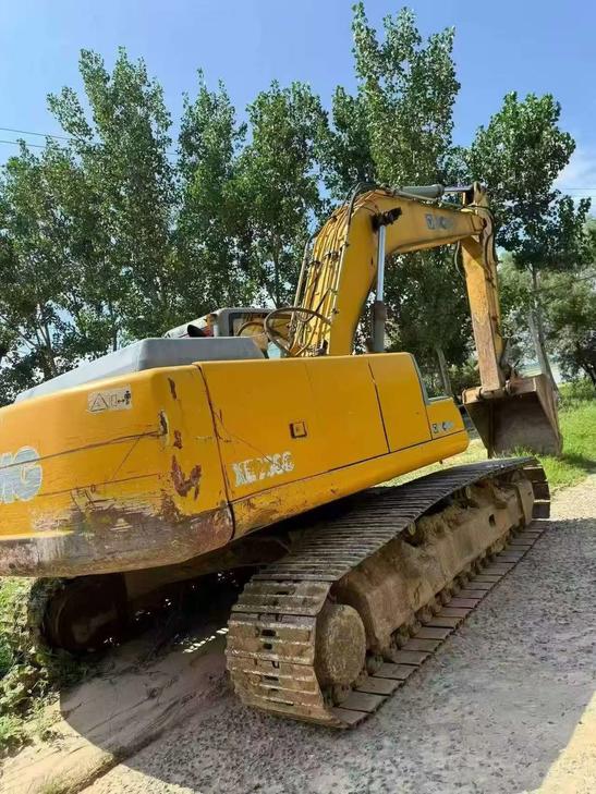 Buy XCMG XE260 Used Excavator / 1