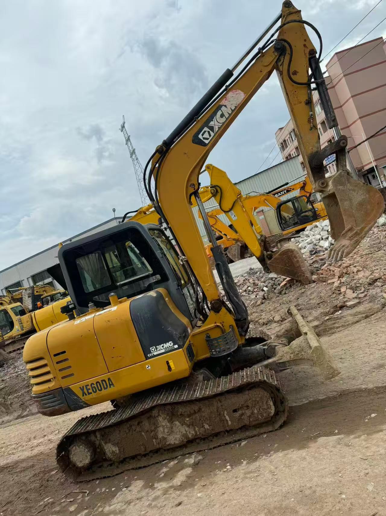Buy XCMG XE60 Used Excavator / 2