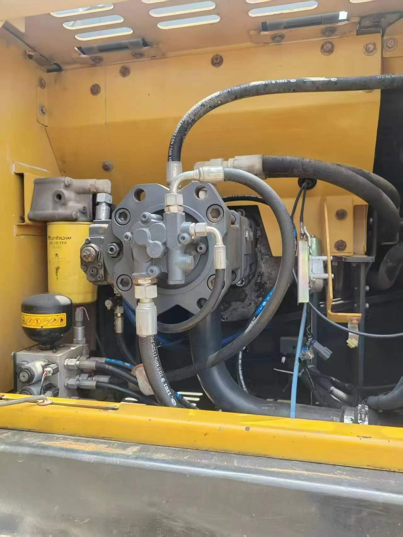 Buy XCMG XE215 Used Excavator / 5