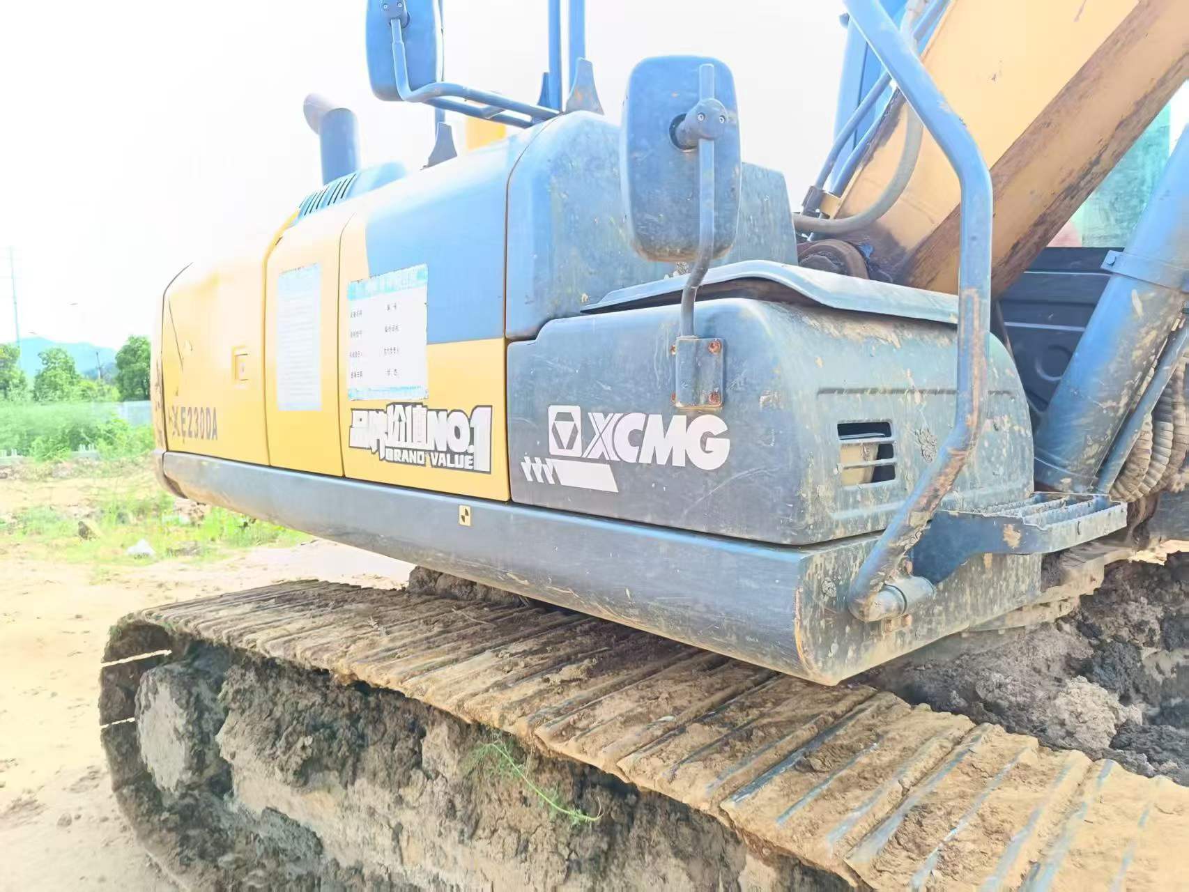Buy XCMG XE200DA Used Excavator / 7