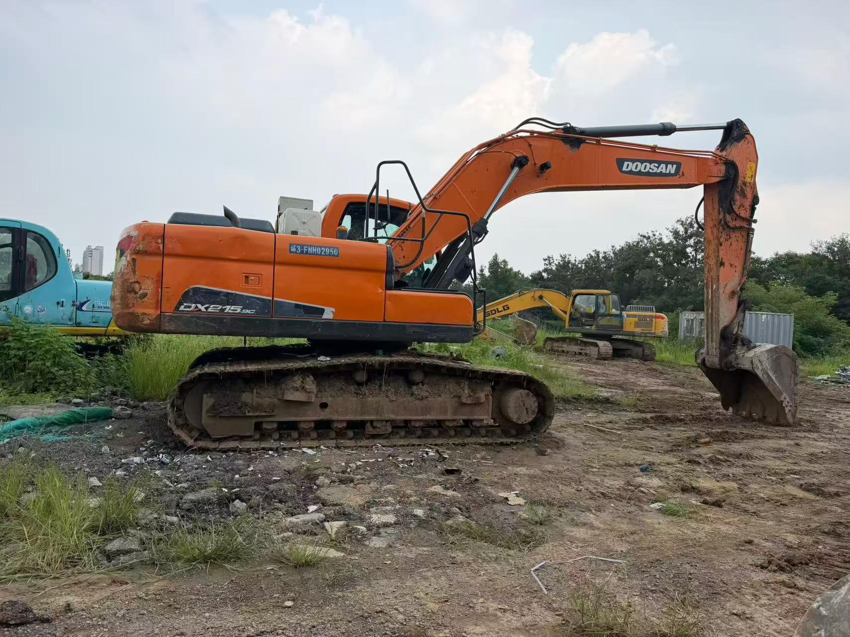 Buy Doosan DH215-7 Used Excavator / 6