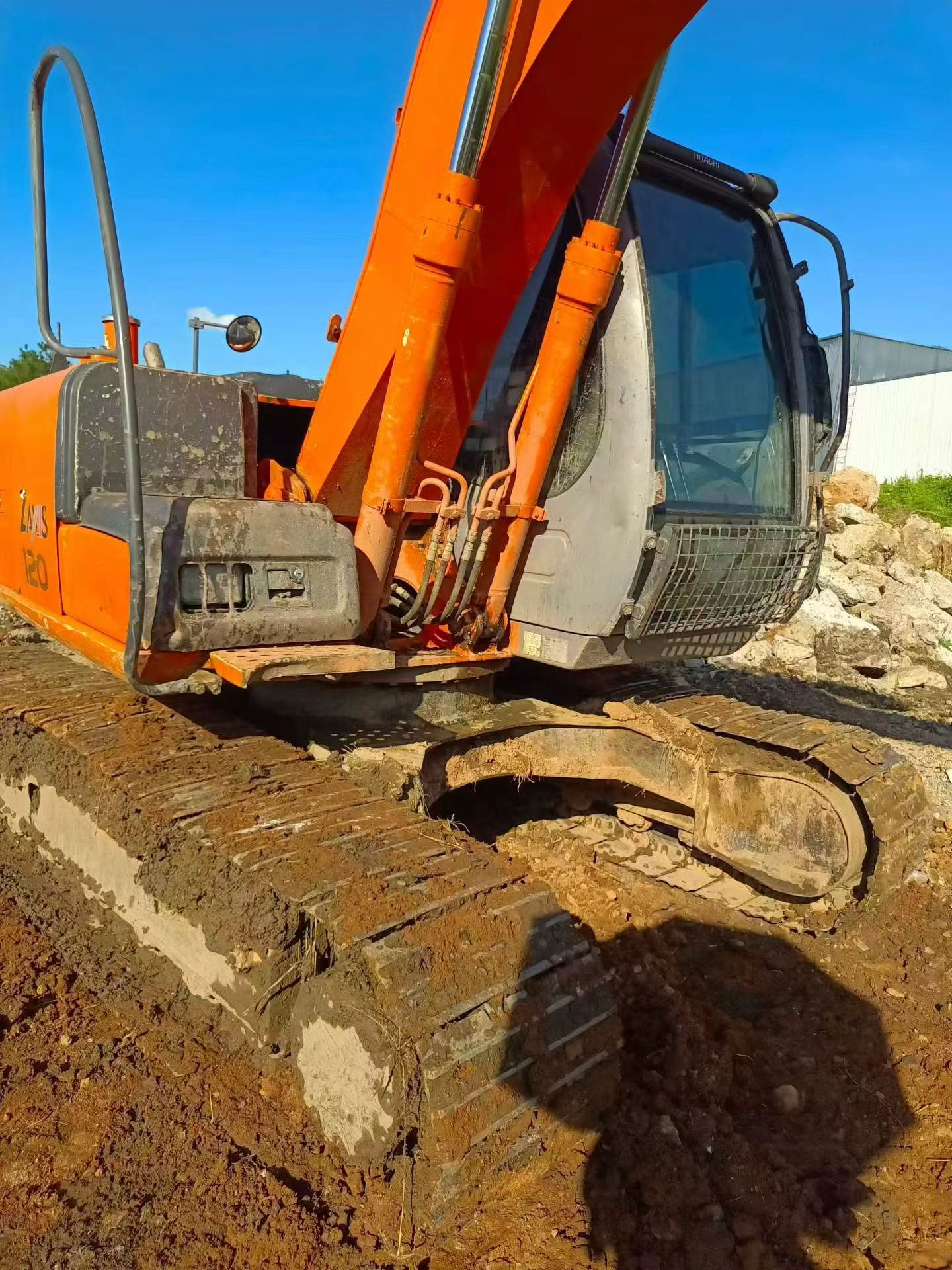 Buy Hitachi EX120-6 Used Excavator / 2