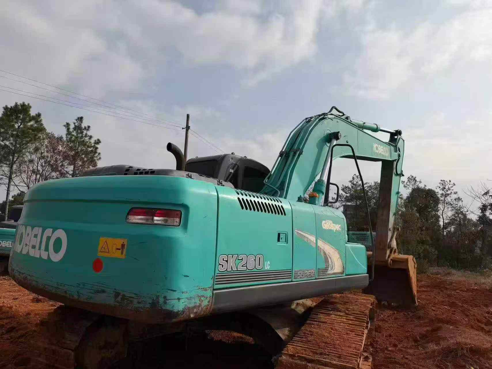 Buy Kobelco SK260 Used Excavator / 4