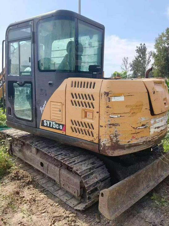 Buy Sany SY75 Used Excavator / 1