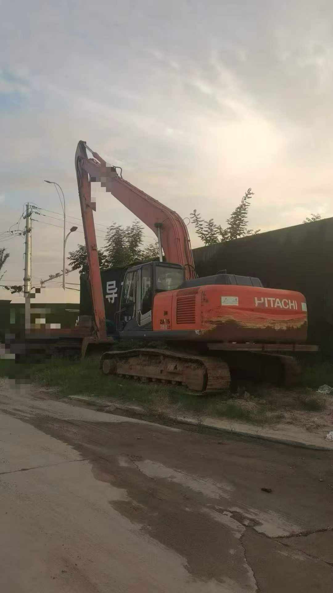 Buy Hitachi ZX240 Used Excavator / 2