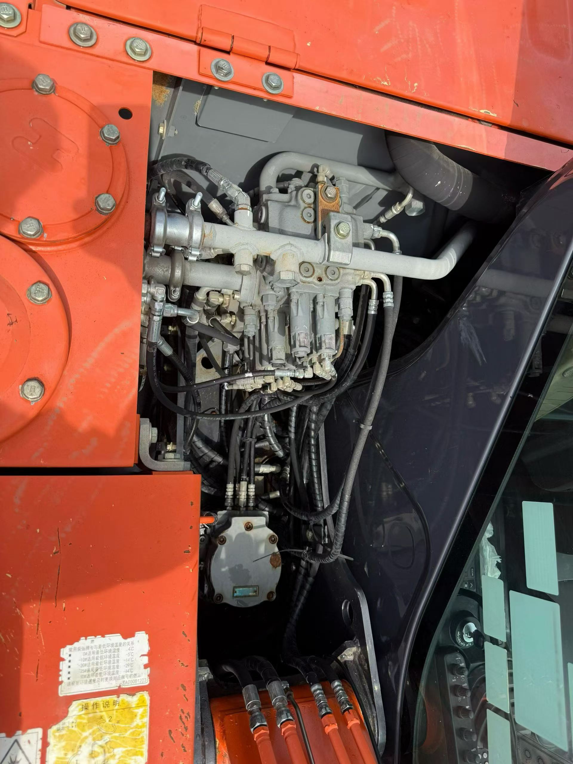 Buy Hitachi ZX60 Used Excavator / 8