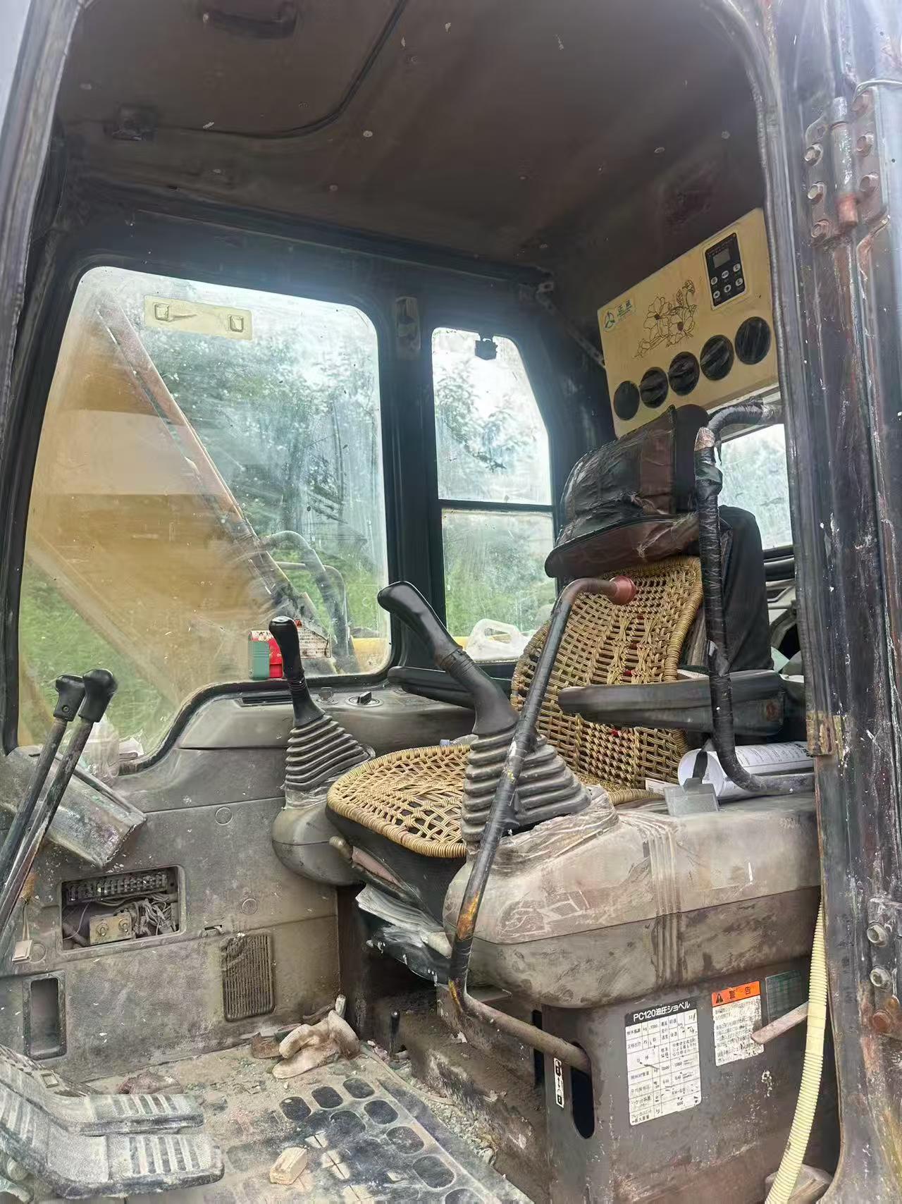 Buy Komatsu PC120-6 Used Excavator / 7