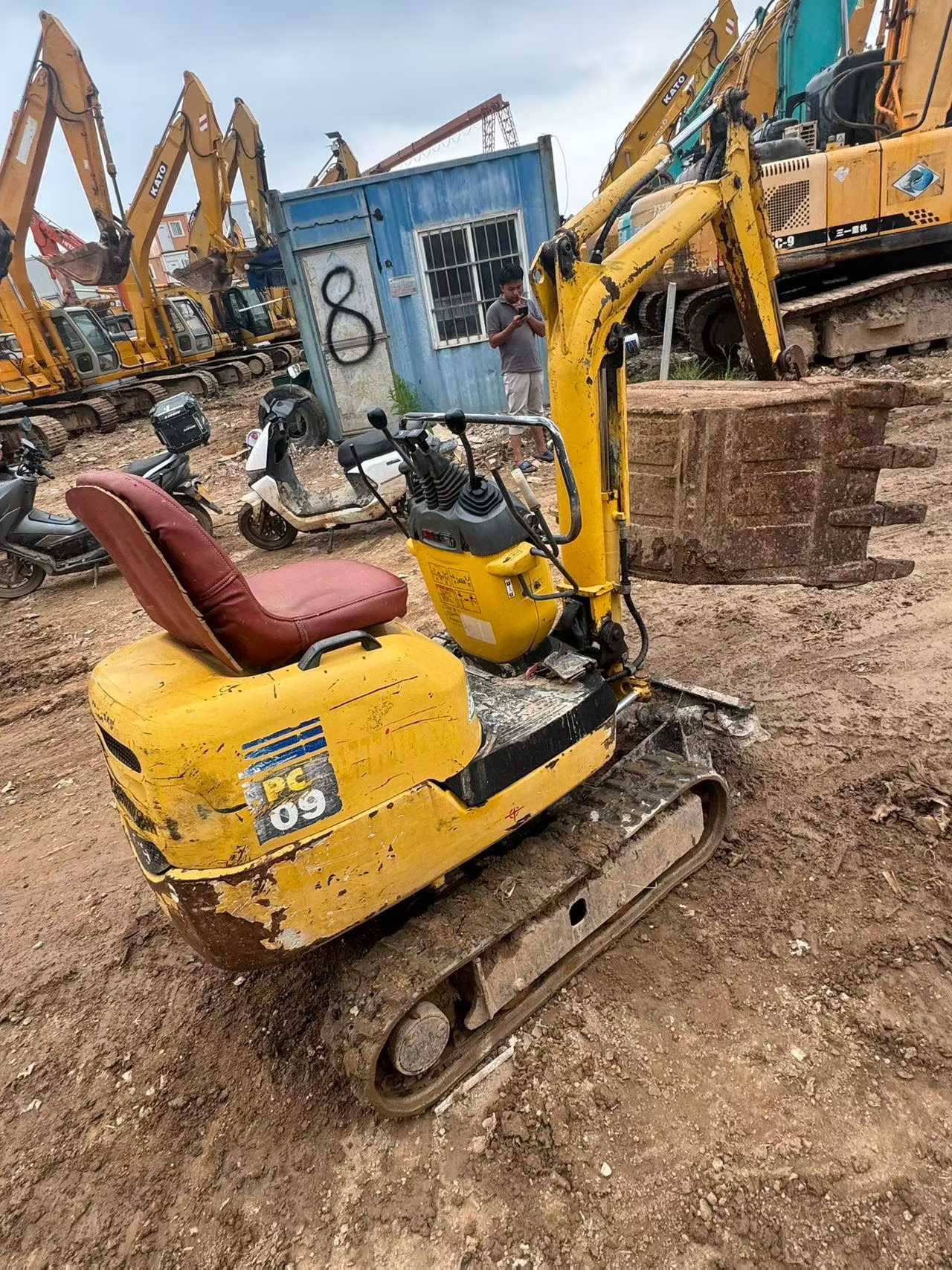 Buy Komatsu PC09-1 Used Excavator / 4