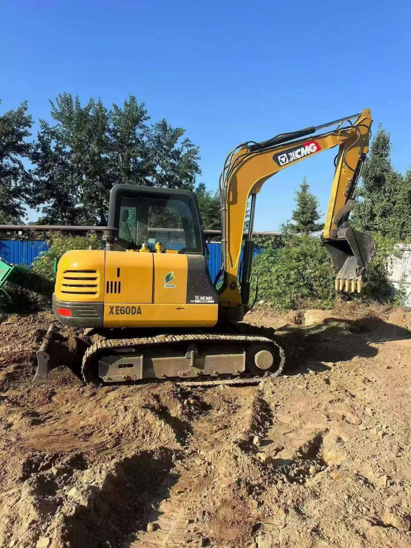 Buy XCMG XE60 Used Excavator / 2