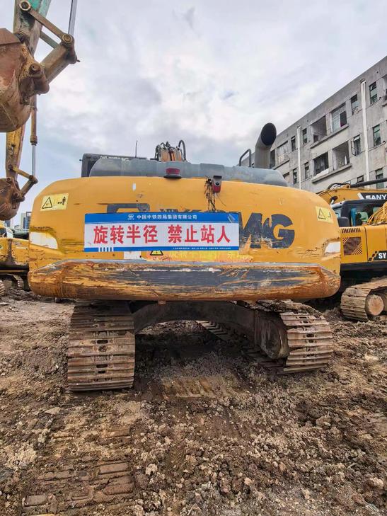 Buy XCMG XE200 Used Excavator / 1