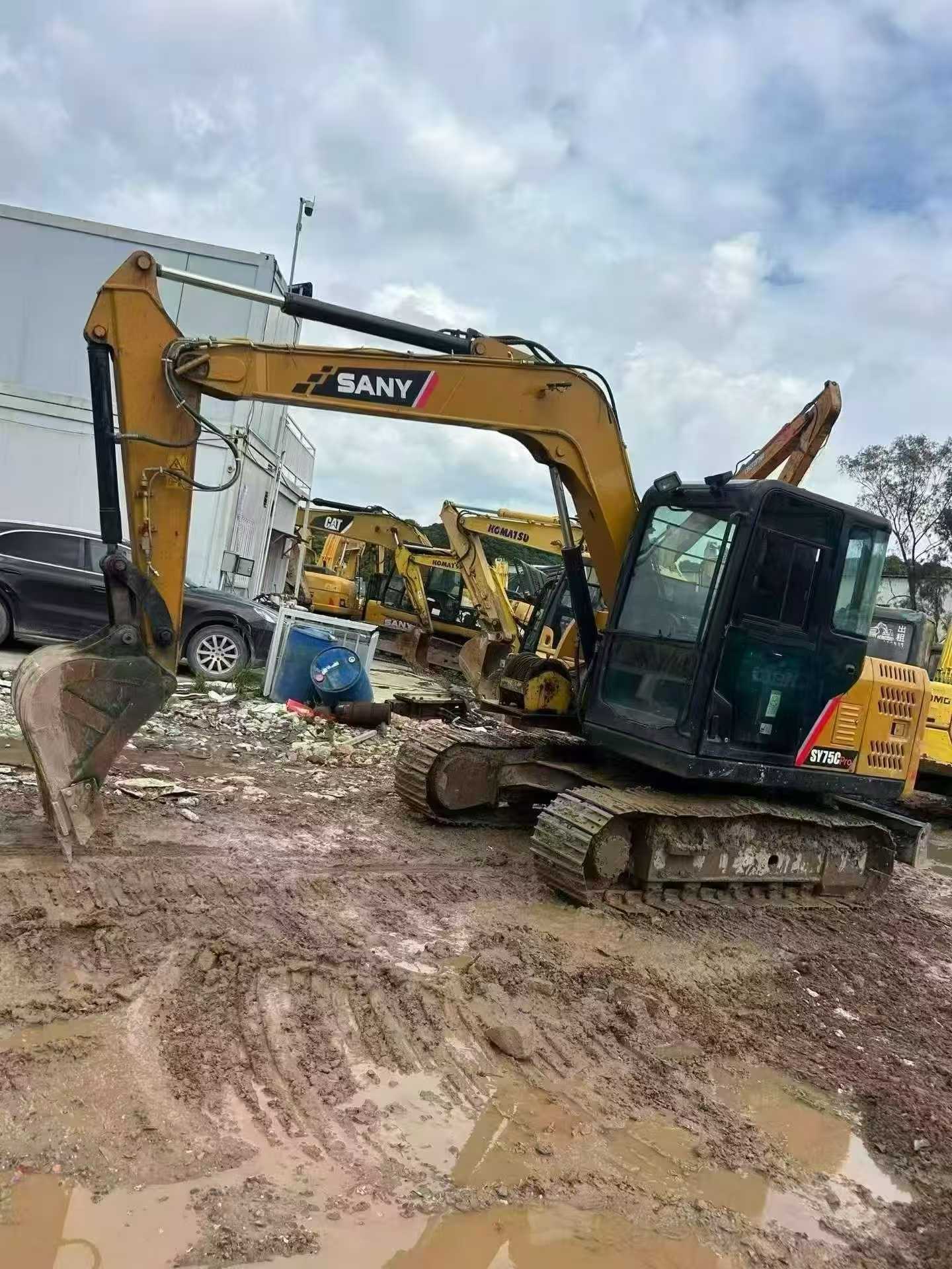 Buy Sany SY75 Used Excavator / 5
