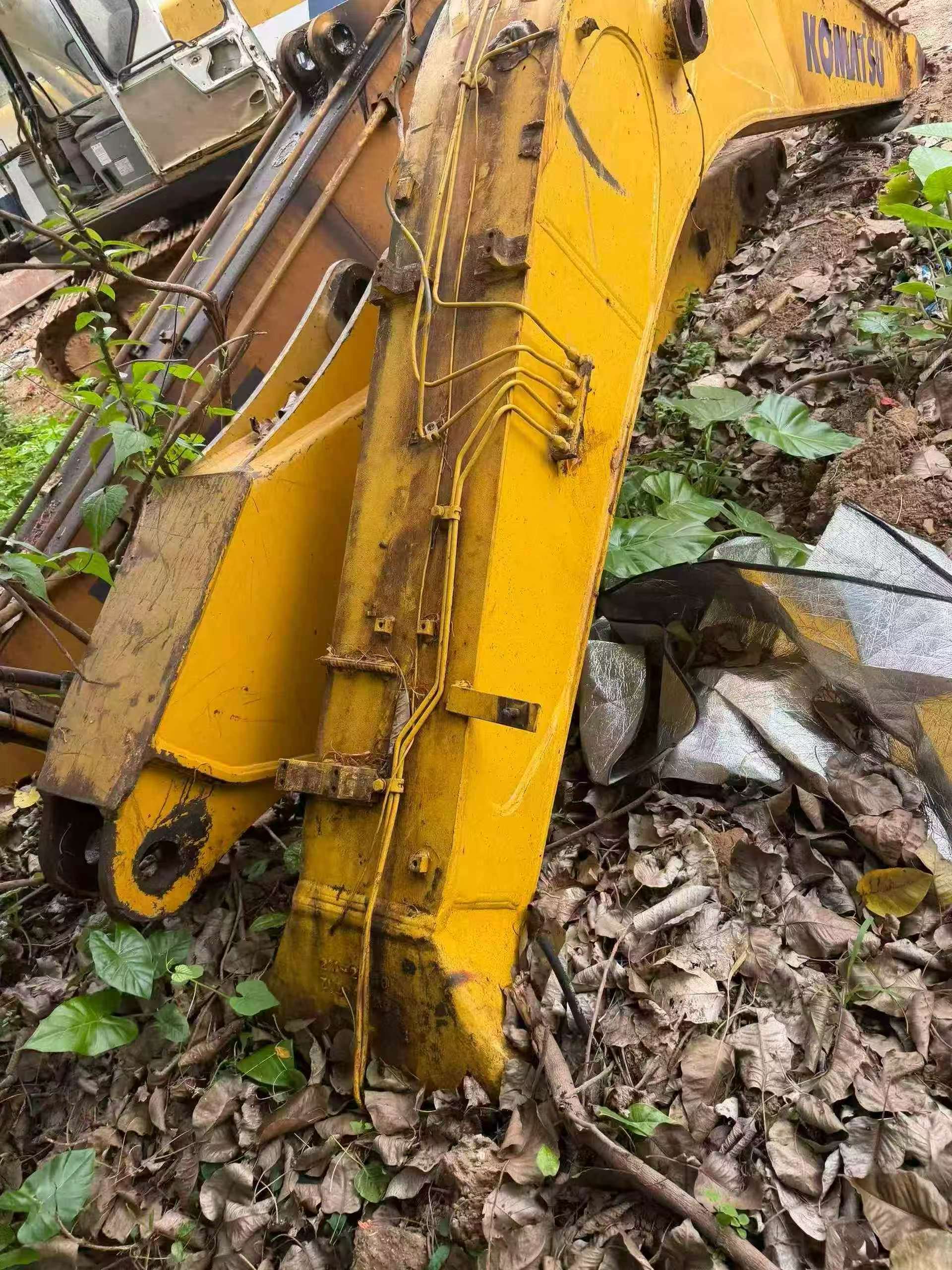 Buy Komatsu PC130 Used Excavator / 9