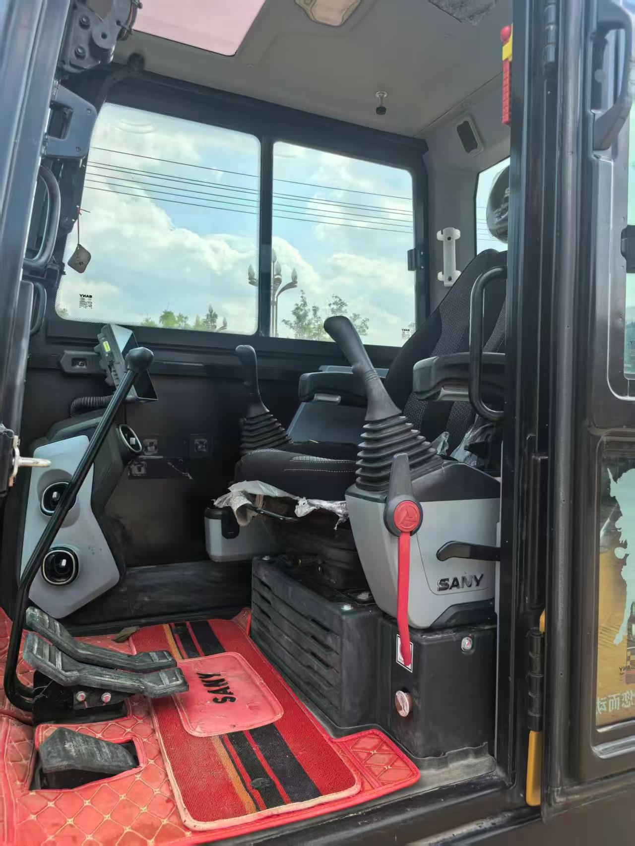 Buy Sany SY60 Used Excavator / 6
