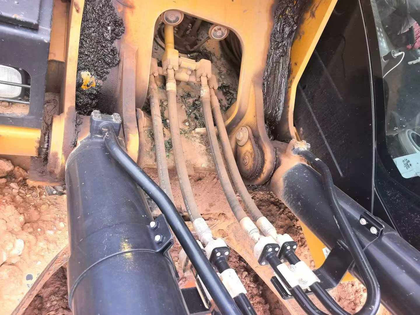 Buy Caterpillar 349E Used Excavator / 2