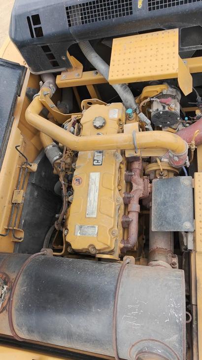 Buy Caterpillar 340D2L Used Excavator / 1