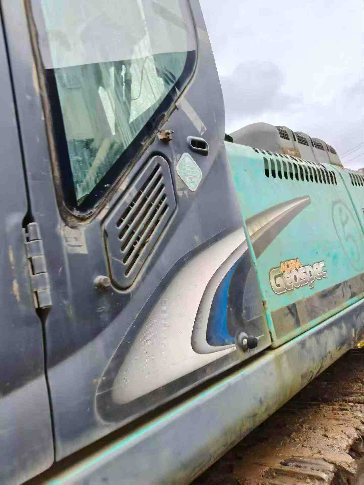 Buy Kobelco SK350-8 Used Excavator / 2