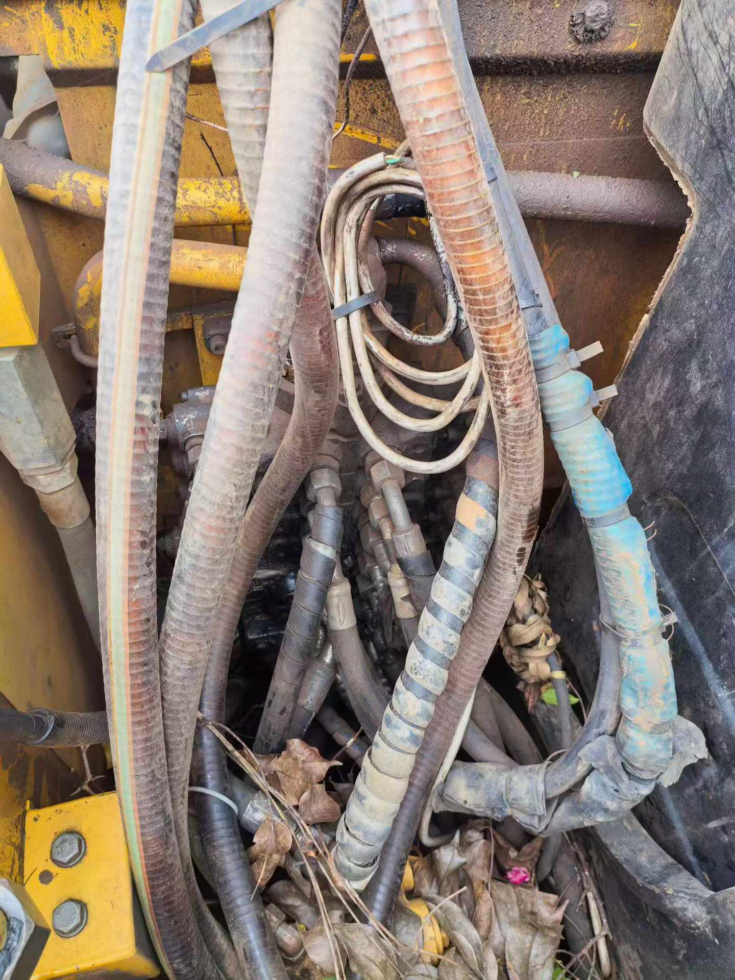 Buy Sany SY75 Used Excavator / 9