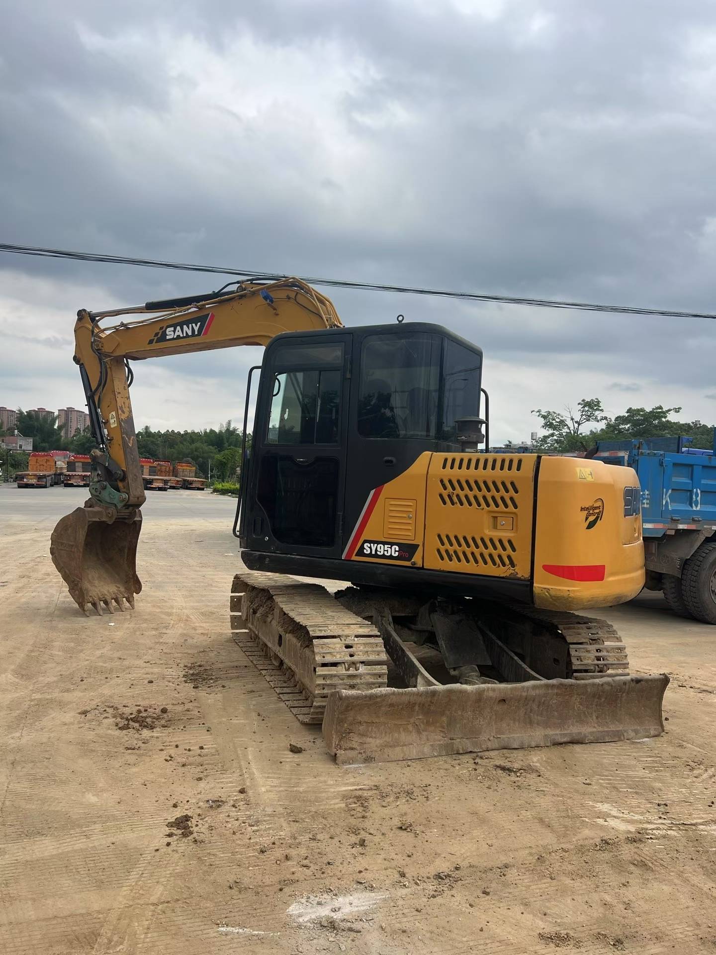 Buy Sany SY95C Used Excavator / 5